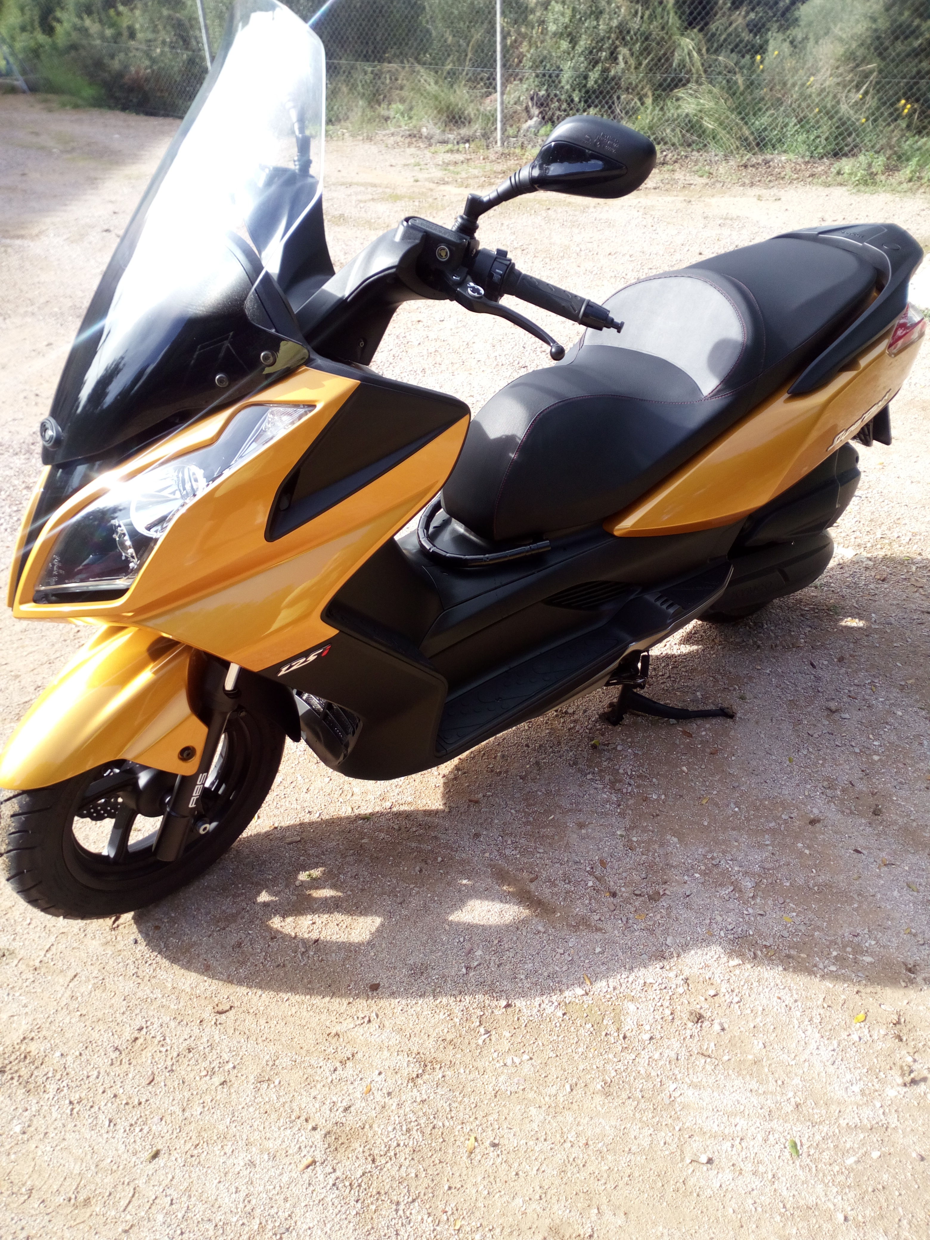 Vendo SD 125i ABS euro3 15cv 7.000km año 2016