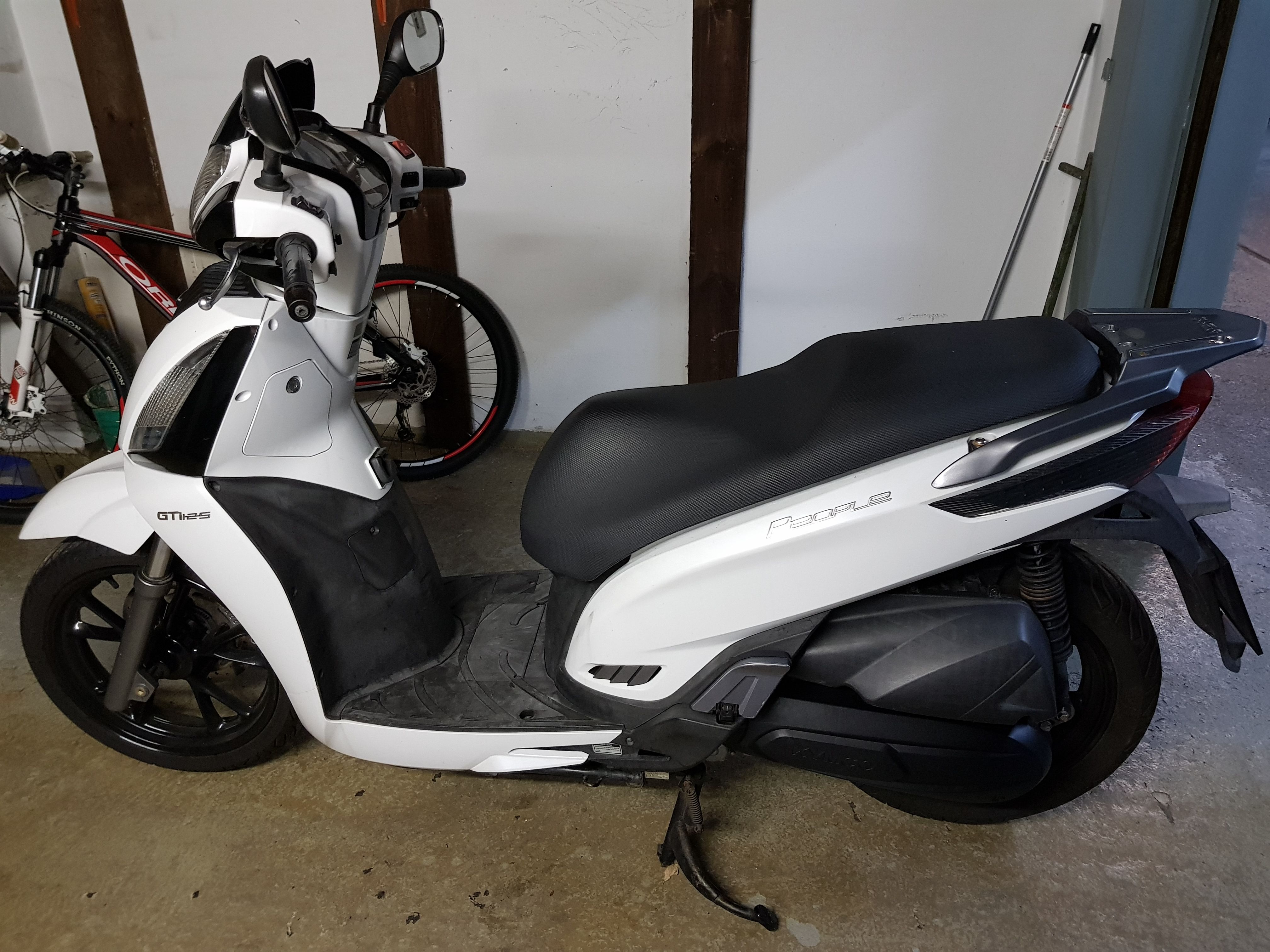 Vendo Kymco People GTI 125
