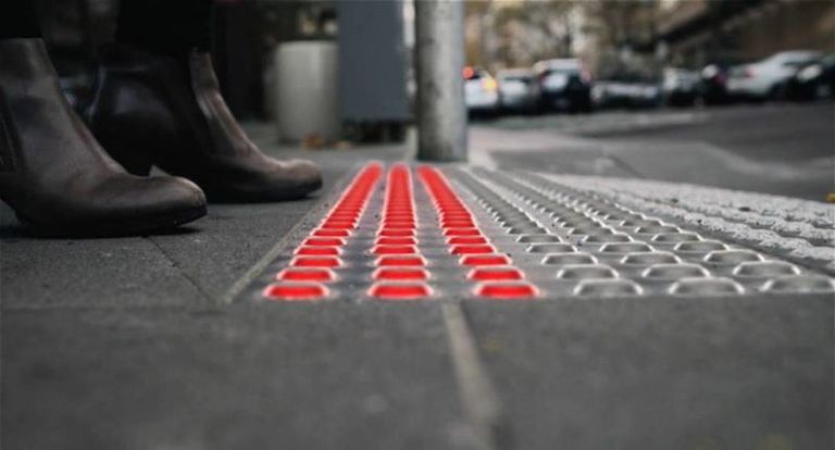 semaforo para adictos al movil se extiende por españa.jpg