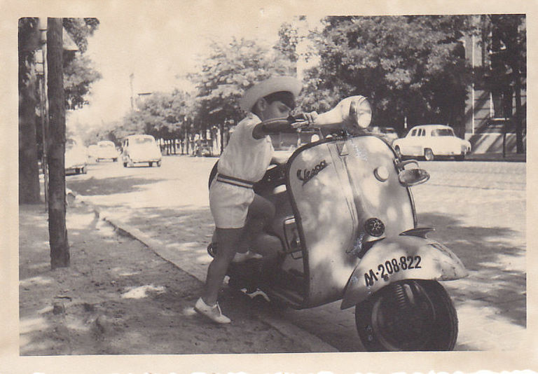 vespa papa conmigo.jpg