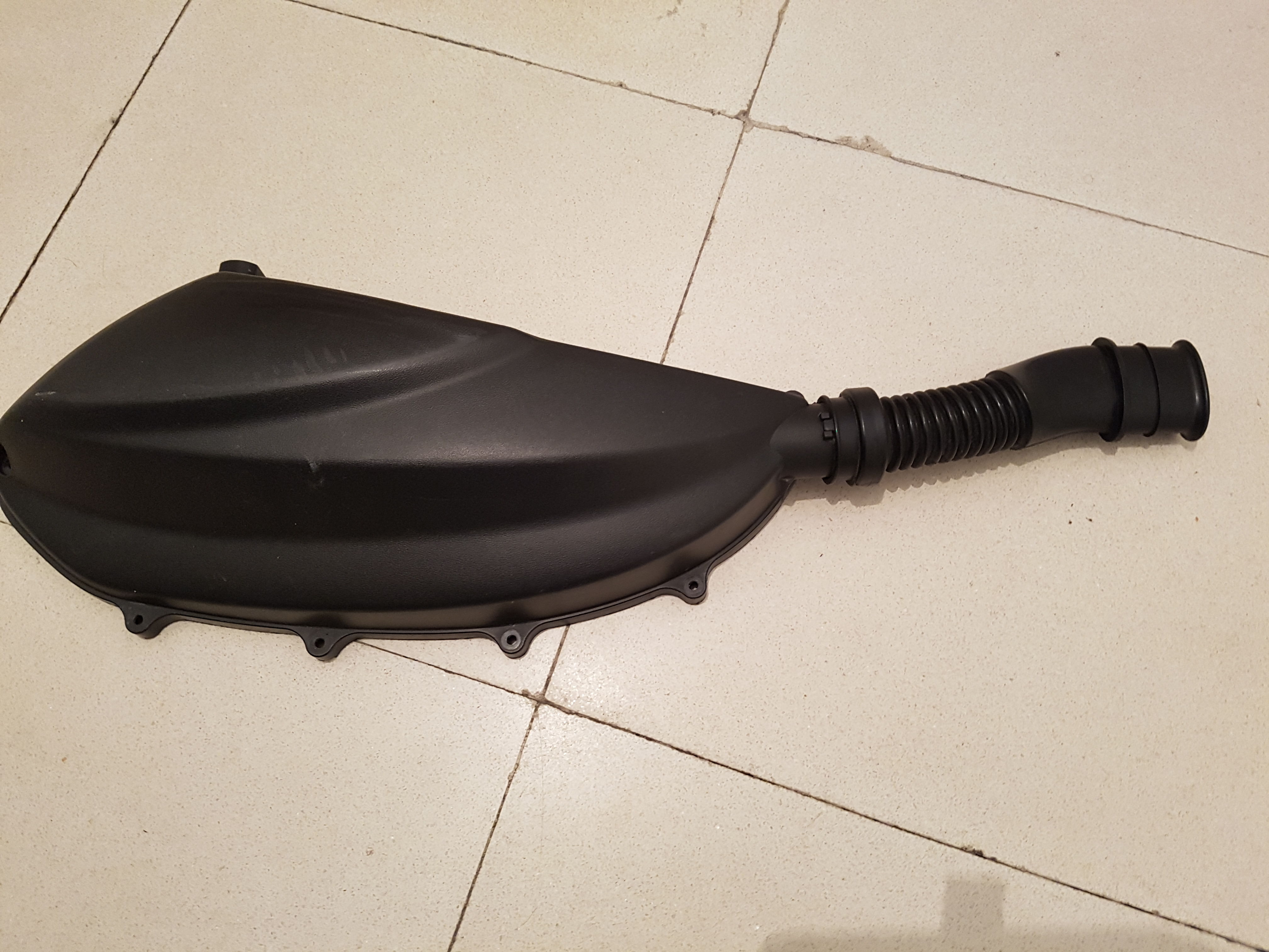 Tapa filtro Xciting 400I 2016