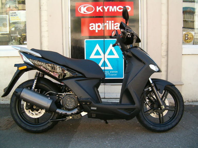 kymco-agility-city-11.thumb.jpg.4a7d1962c3a9a6c4240b0db8e826f283.jpg