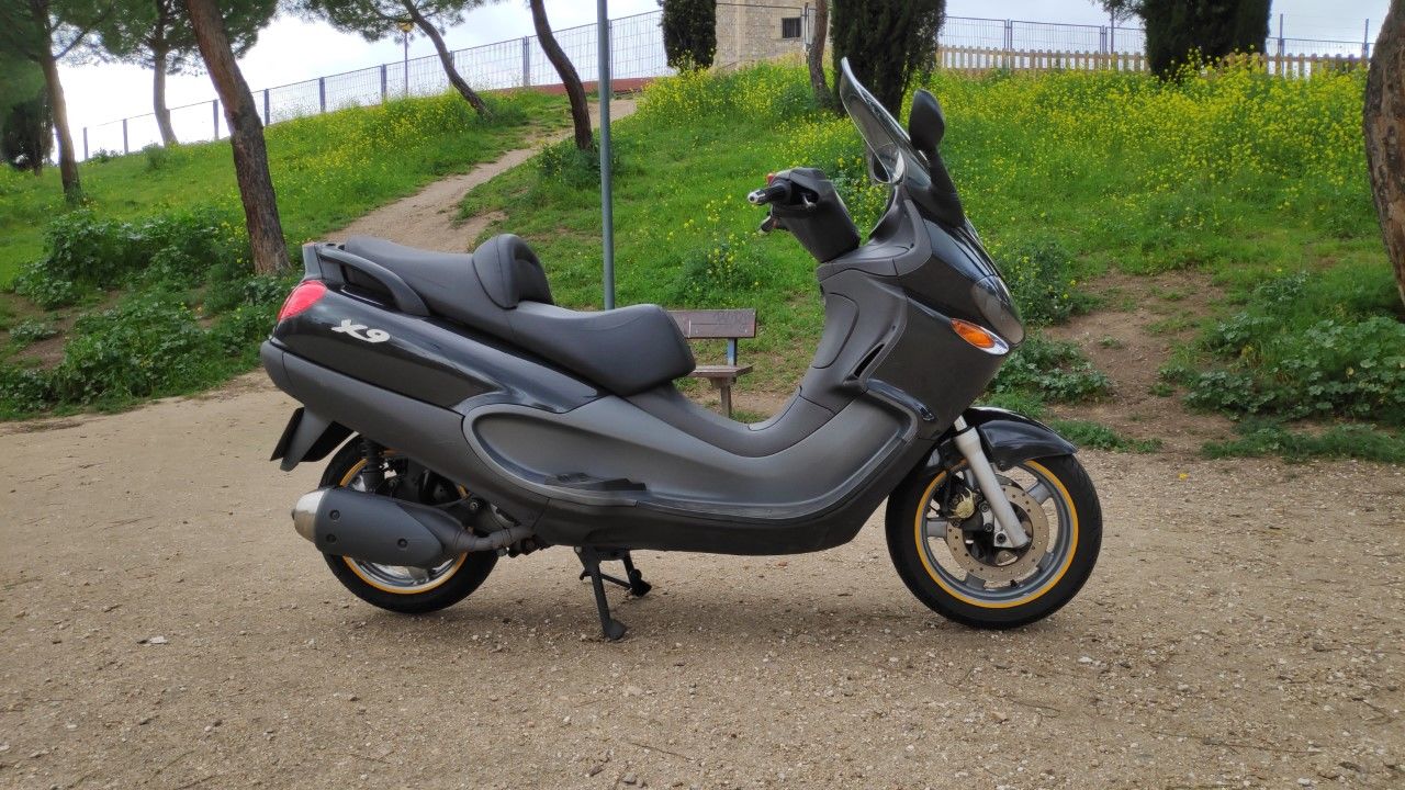 PIAGGIO X9 AMALFI