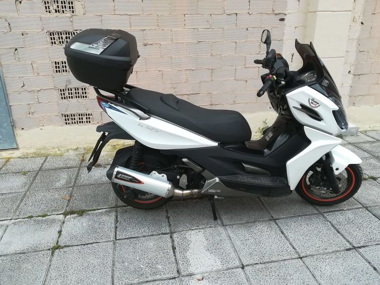 FOTO LATERAL DERECHO.jpg