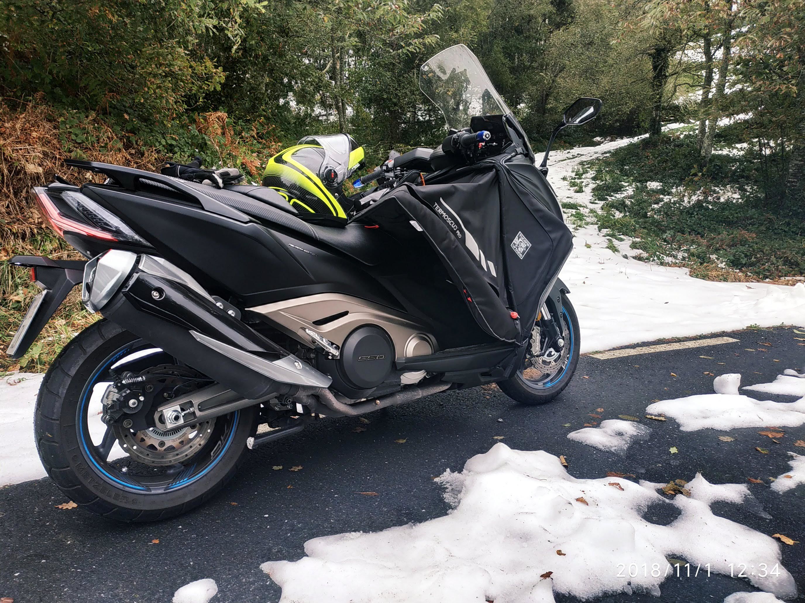 Manta tucano urbano pro ak 550