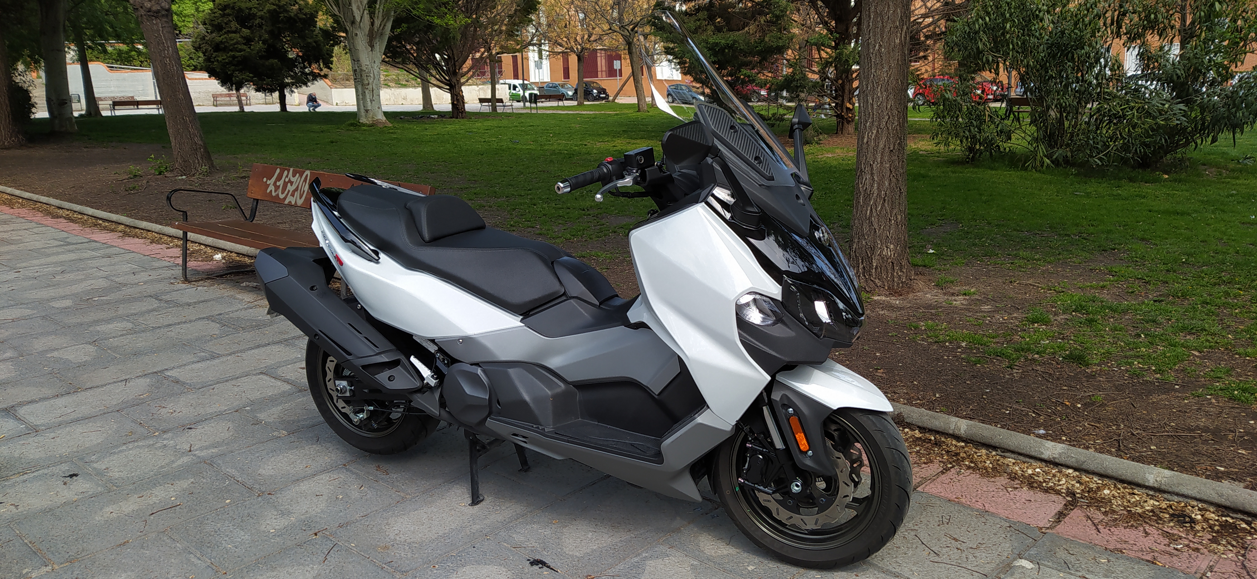 SYM MAXSYM TL 500 AÑO 2020 CON 7.000KM