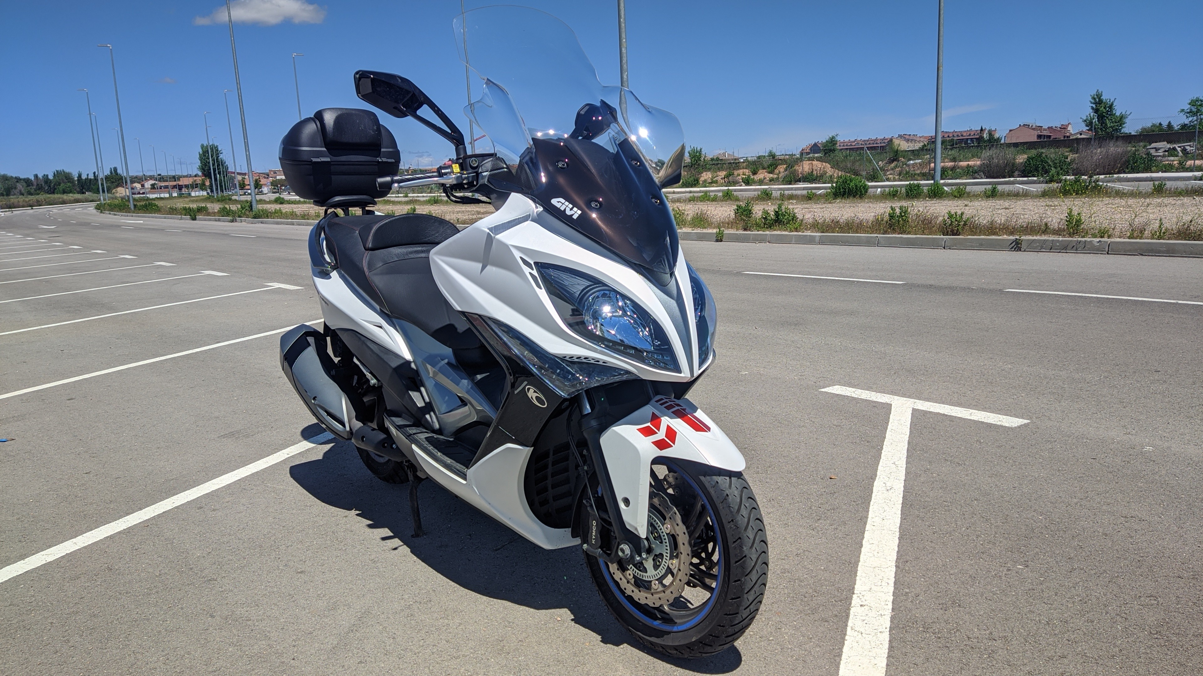 Kymco Xciting 400i - 22.000kms