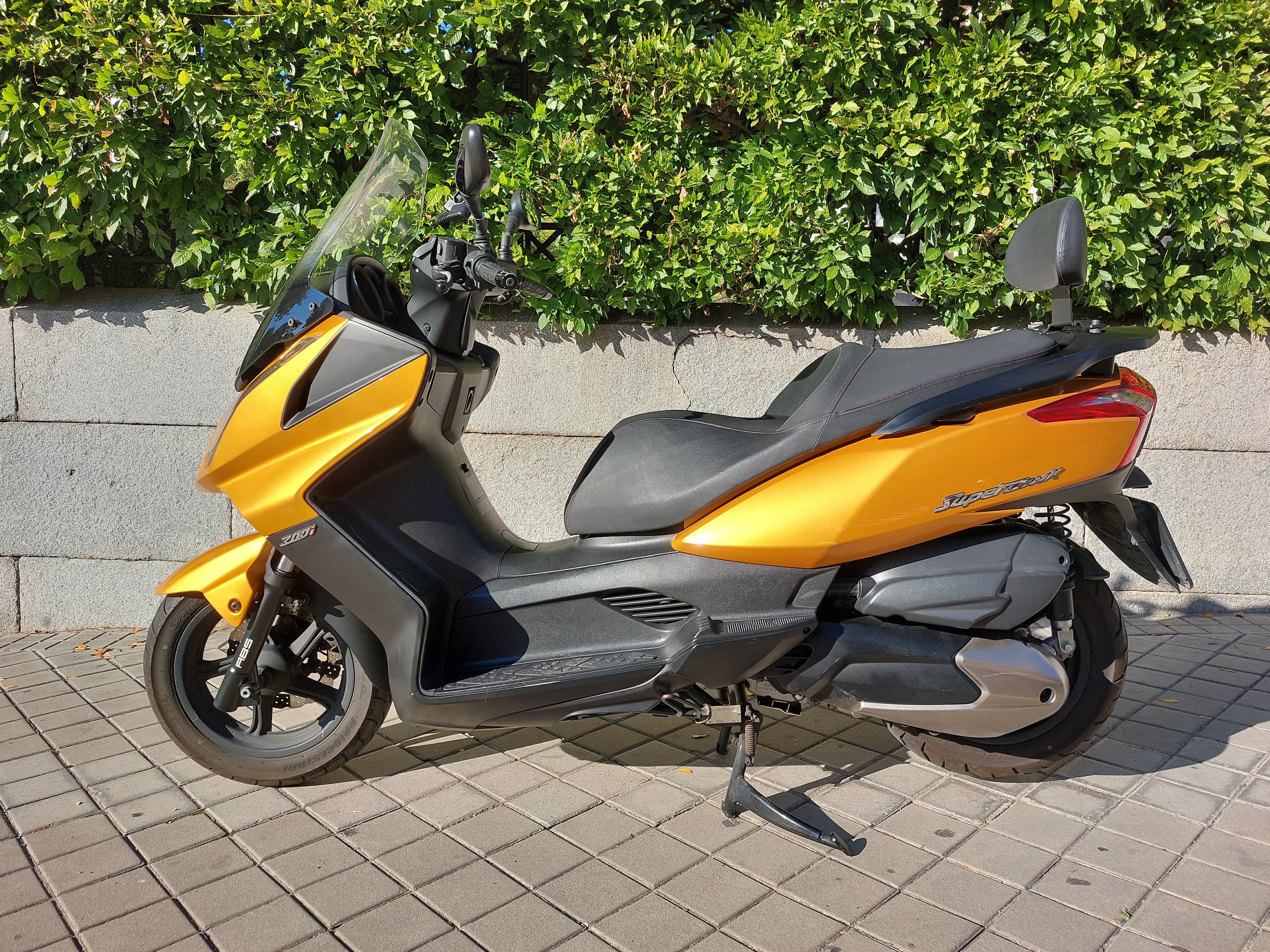 Vendo KYMCO Super Dink 300i ABS