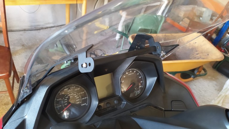 Soporte gps recortado.jpg